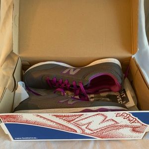 New Balance 792 Sneakers